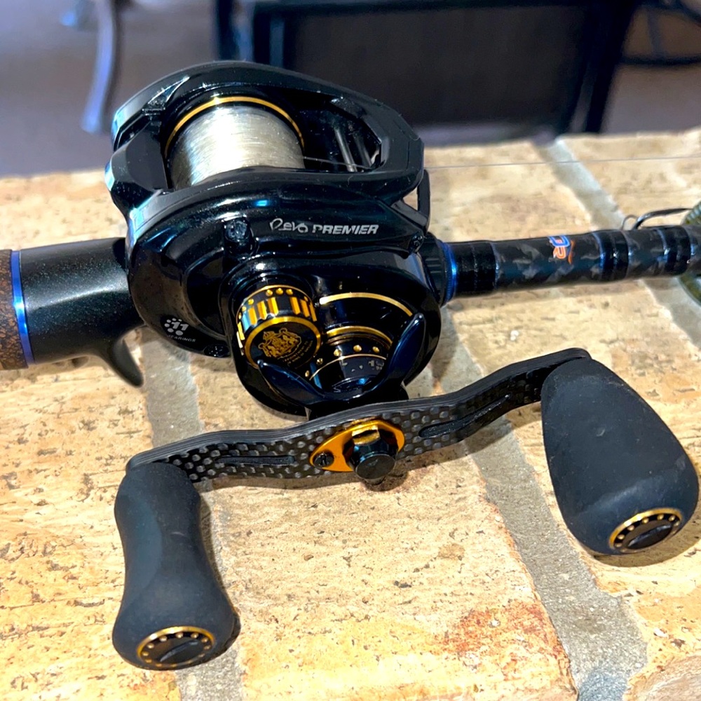 Fishing reel